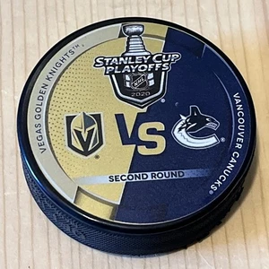 VEGAS GOLDEN KNIGHTS PLAYOFF GOLD PUCKS T-MOBILE ARENA EXCLUSIVE NHL VS CANUCKS - Picture 1 of 2