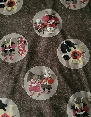 Japanese Fairy Tale Large Roundels on Mushroom Speckled Cotton Lawn Foto 1 de 4