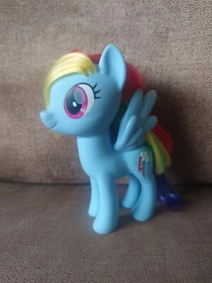 "Figura de tablero arco iris My Little Pony Pegaso cepillado C-O29A 2016 6"" Hasbro"  Foto 1 de 4