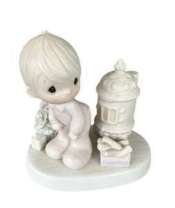 Precious Moments Figur "Möge dein Weihnachten warm sein" - Bild 1 von 4