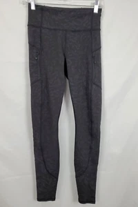 Athleta Rainier Reflective Printed Tights Pant Size XS Black Running 631860 00 - Picture 1 of 12