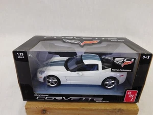 NEW AMT 1/25 SCALE 2013 CORVETTE 60TH ANIV COUPE  PROMO MODEL ERTL - Picture 1 of 5