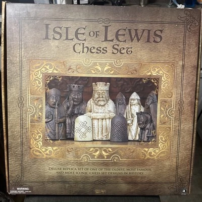 NUEVO Juego de ajedrez Ambassador Isle Of Lewis réplica de lujo histórico 17,125” ajedrez Foto 1 de 4