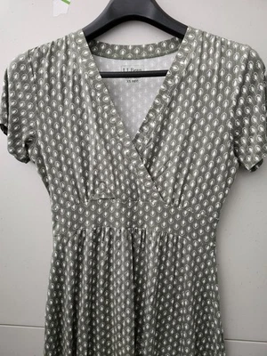 L.L. Vestido Bean Feminino XS Verde Midi Flare Manga Curta Império Bolinhas Elástico - Imagem 1 de 4