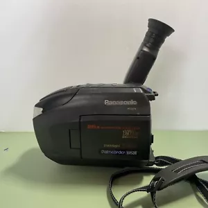 Panasonic Palmcorder Video Camera PV-L579 For Parts Or Repair VHS-C - Picture 1 of 6