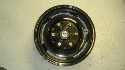 Rueda trasera Yamaha VMAX 1200 negra, 3JP-25338-00-33 Foto 1 de 4