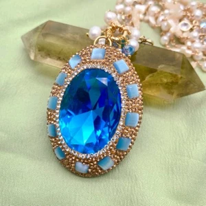 3 Strands White Pearl Shell Crystal Rosary Chain Necklace Blue Crystal Pendant - Picture 1 of 6