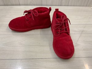 neumel uggs red