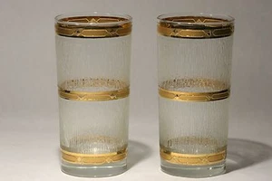 Rare  Vintage Set off  2 Glasses  with Gold Trim 5.1/2'' Tall - Picture 1 of 8
