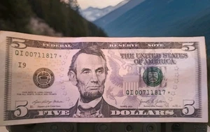 $5 ***Star***note from 2021,  serial # QI- 007711817* - Picture 1 of 2