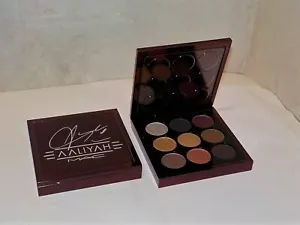 MAC Aaliyah Eyeshadow x 9 Moody Deep Neutral Shade Wave in Age Ain't Nothing LTD - Picture 1 of 1