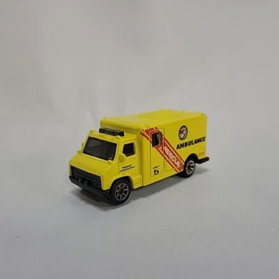 风火轮紧急车辆救护车 1988 黄色救援 — 第 1/4 张图片