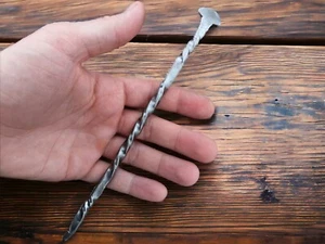 Handgeschmiedete Haarnadel aus Eisen 19cm Lang - Bild 1 von 4