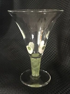 1 Martini Glass Olives Swirl Stem 6.5" Hand Blown - Signed Clancy 2005 - Green - Picture 1 of 10
