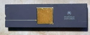 Motorola MC68450L8 MC68450 68450 Direct Memory Access Controller - Picture 1 of 1