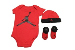 Jordan Conjunto de Bebé 3 Piezas Cap Botas Cuerpo Rojo Negro 0 - 6-12 Meses Nike