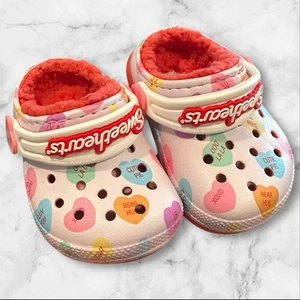Sweethearts Crocs Childrens US Size 4 Fur Lined Limited Edition New - Picture 1 of 6