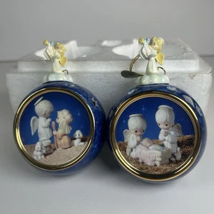 Pair Of Vintage Precious Moments Ceramic "A Savior Is Born" Ornaments New - Picture 1 of 4