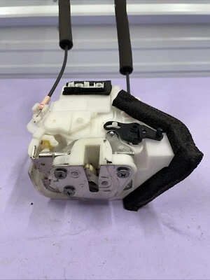 Оригинальный привод защелки замка задней правой двери 2010-2014 Subaru Outback - Изображение 1 из 4