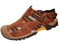 clarks mens velcro shoes