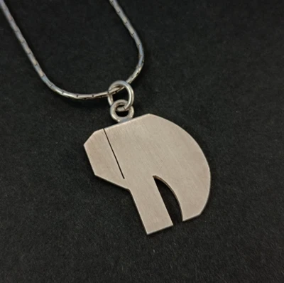 Collar Chai de Plata para Hombre Minimalista Modernista Israel De Colección Cepillado Regalo Mujeres 20 Foto 1 de 4