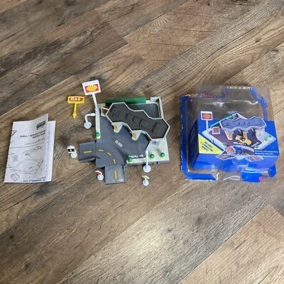 VTG 1992 Galoob Micro Machines Shell Gas Service Station Shop PlaySet Complete - Image 1 of 4