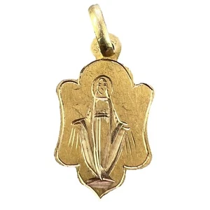 French Virgin Mary 18K Yellow Gold Antique Engraved Charm Pendant Medal - Picture 1 of 14