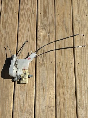 Actuador de pestillo de cerradura de puerta delantera derecha OEM 99-03 *Garantía de por vida Foto 1 de 4