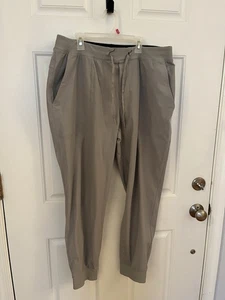 Lululemon ABC Jogginghose hellgrau Freizeit Training Gym Hose Herren Gr. XL - Bild 1 von 8