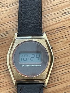 Vintage Texas Instruments LCD Uhr - Bild 1 von 4
