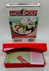 Monopoly Grab and Go European Game Travel Size de Hasbro 2005 Gaming. T3 - Imagen 1 de 9