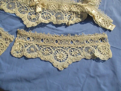Parure 3 pièces dentelle main 1900 empiècement chemise et bas de culotte rubans - Photo 1/4