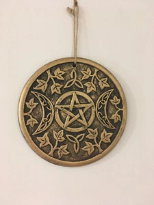 Triple Moon Terracotta Hanging Plaque witches Home Garden Gift Pagan - Bild 1 von 3