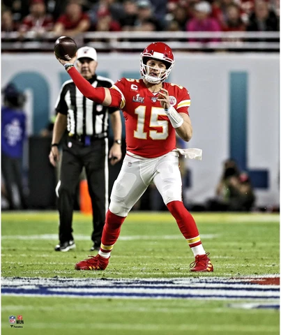 Patrick Mahomes Kansas City Chiefs Unsigned Super Bowl LIV Throwing Cover