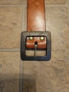 Womans Brown Leather Belt With Mushrooms Engraved Brass Buckle 28/32 (B21) - Picture 1 of 5