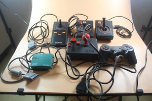Controladores joystick arcade box Commodore, Atari, Amiga, MSX, Spectrum... - Imagen 1 de 13