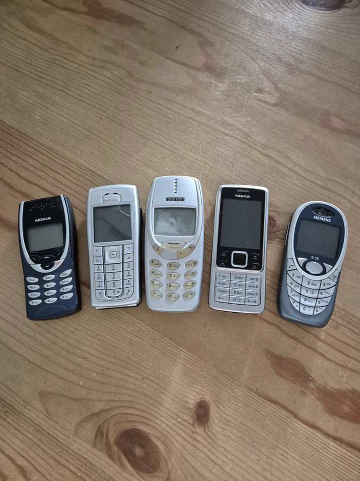 Relikte aus alten Zeiten,Sammler Nokia 6300,3310,8210,6230i Simens S55 Konvolut  - Bild 1 von 4