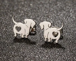 Dachshund Stud Earrings New Chose Gold, Black, or Silver Tone - Picture 1 of 4