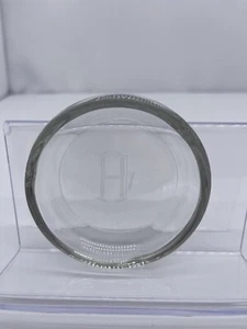 Posacenere Hotel Fancy H inciso - 3-3/4” rotondo e 3/4” alto - Foto 1 di 7