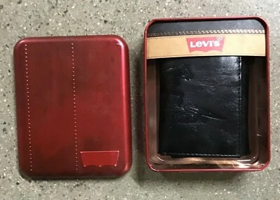 Бумажник тройного сложения Spider-Man Hulk Levi's Metal Tin ecko unltd Marvel Comics - Изображение 1 из 2