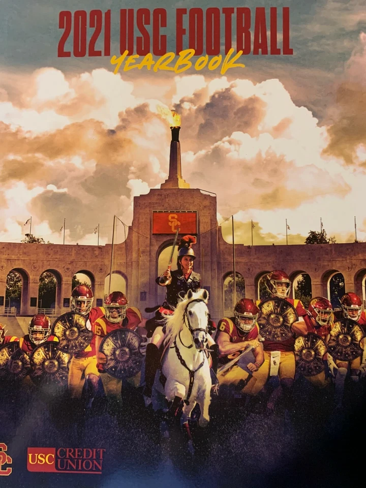 2021 USC TROJANS YEARBOOK PROGRAM NCAA COLLEGE FOOTBALL CHAMPIONS ROSE BOWL - Image 1 of 1