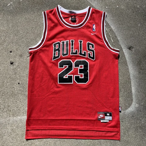 Vintage 90s MICHAEL JORDAN NIKE Jersey 23 Chicago Bulls NBA Basketball M +2 Cover