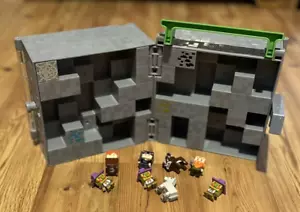 Minecraft Minifigur Sammleretui Aufbewahrungswürfel 2014 Mattel & 8 Figuren Lot - Bild 1 von 11