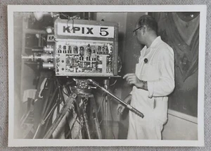 1950s Snapshot Photo KPIX Television Station Camera CBS Channel 5 San Francisco - Picture 1 of 3