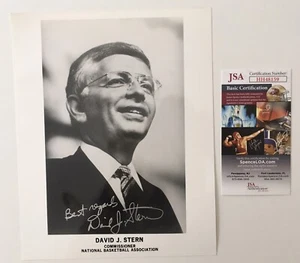 Foto firmada de David Stern autografiada 8x10 certificado por la JSA comisionado de la NBA - Imagen 1 de 1