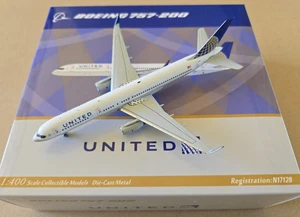 1/400 NG Models Boeing 757-200 United Airlines post-merger N17128 - Picture 1 of 3