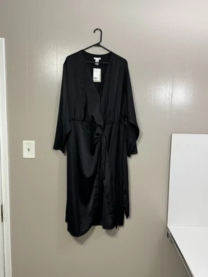H&M Black Satin Feel Long Sleeve Wrap Midi Dress Womens Plus Size XXL        C51 - Image 1 of 4