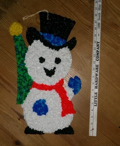 Vintage Kunststoff Popcorn Happy Snowman, mit Blick lichtempfindlicher roter Schal!  NR - Bild 1 von 3