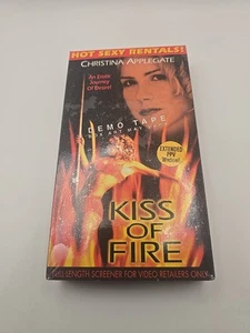 Kiss of Fire VHS Screener Demo Promo SEALED 1998 Christina Applegate - Imagen 1 de 3