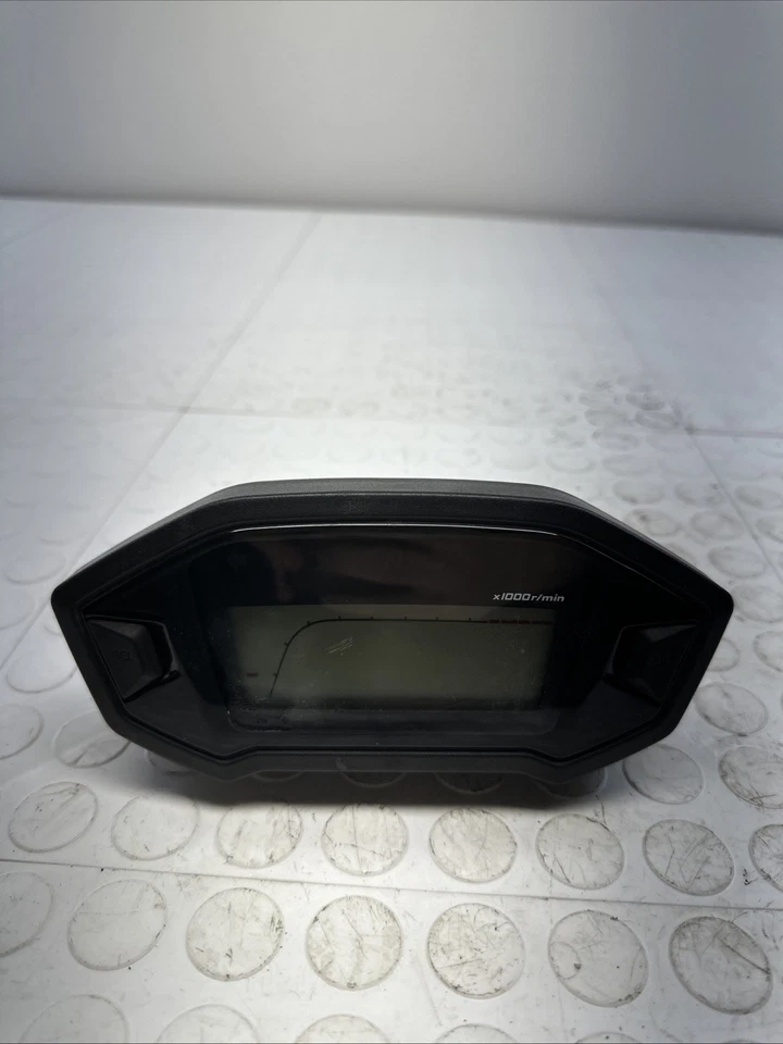 Honda CBR500R 2013-2016 velocímetro medidor grupo OEM HP-0972-001 usado Foto 1 de 4